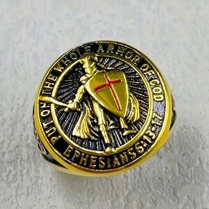 Mens Majestic Cross Templar Ring!!!